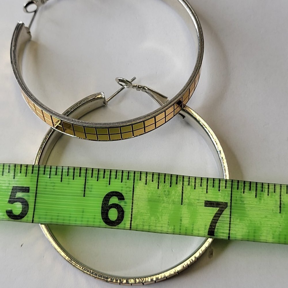 Tile Pattern Gold Tone Round Hoop Earrings - Picture 8 of 11